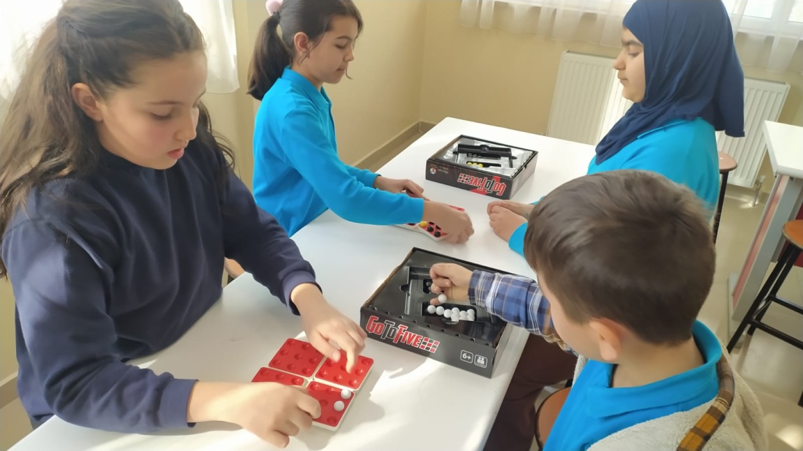 Türkiye Akıl Zeka Oyunları Pentago Kategorisi Okul Turnuvası 