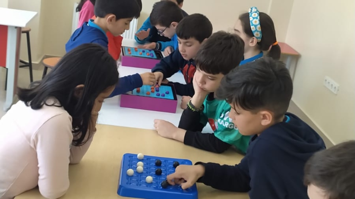 Akıl ve Zeka Oyunları Equliibrio ve Küre Okul Turnuvaları